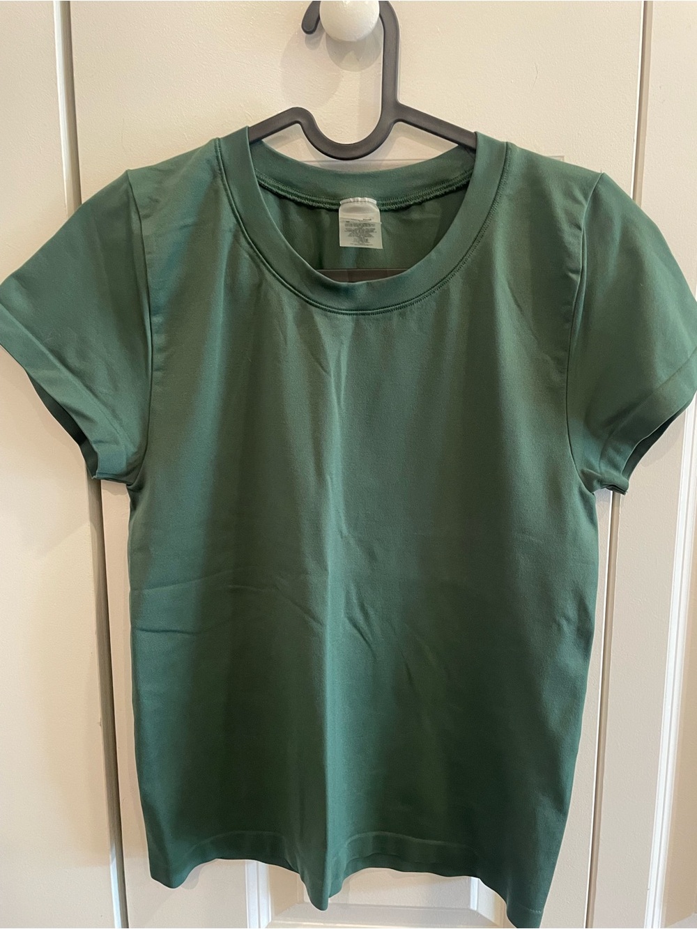 Sunday Best sinchseamless willow t-shirt